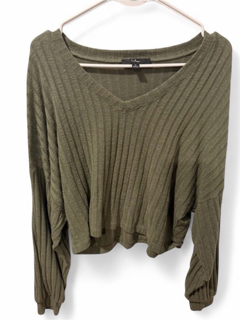 Lulu's Olive Ribbed V-Neck Lightweight Pullover